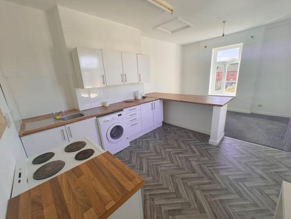 Property photo 3 of 9 3.Jpeg