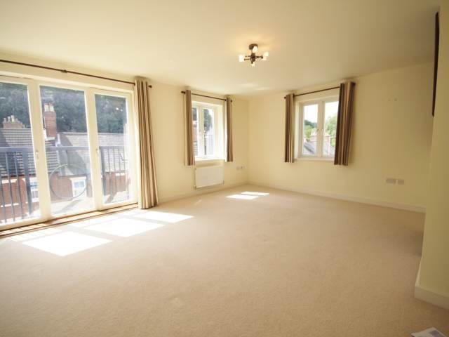 Property photo 2 of 7 Living Room