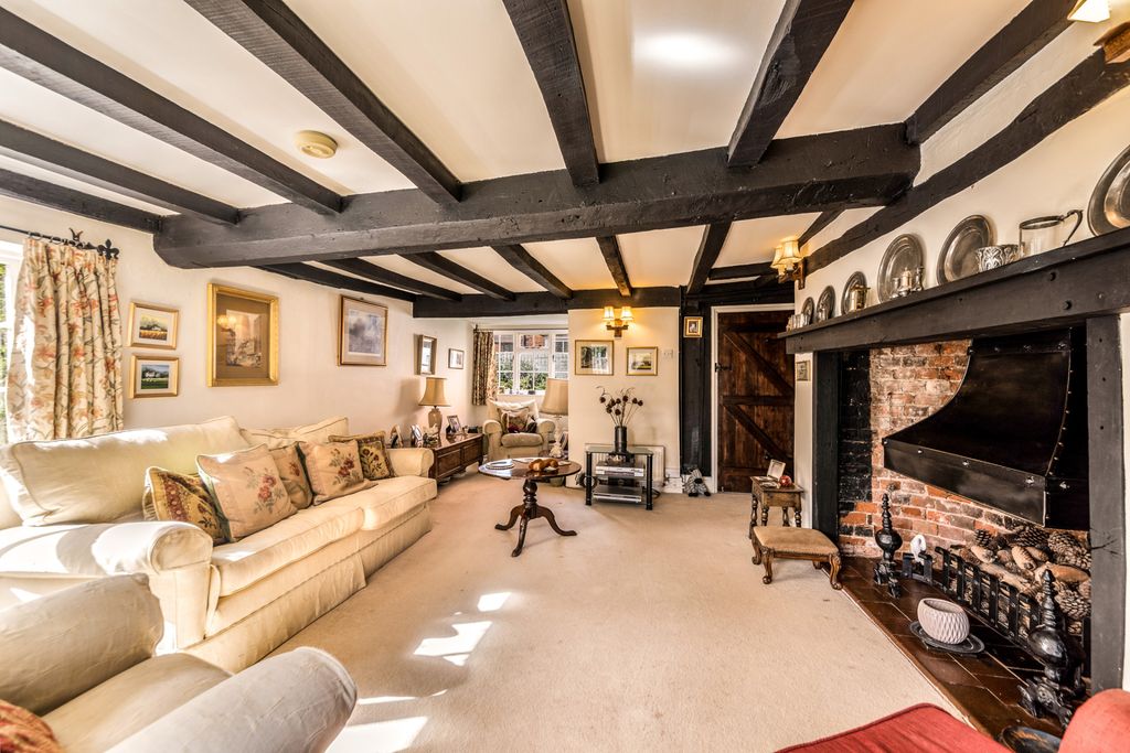 Property photo 3 of 17