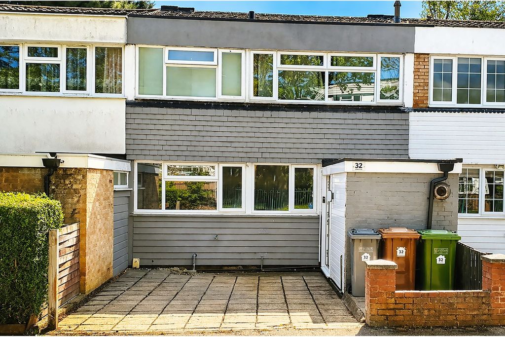 Property photo 1 of 14 Front