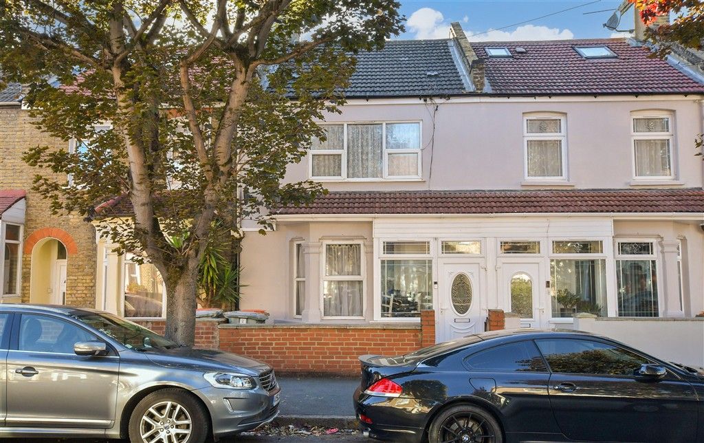 Property photo 3 of 7 External (Web) A