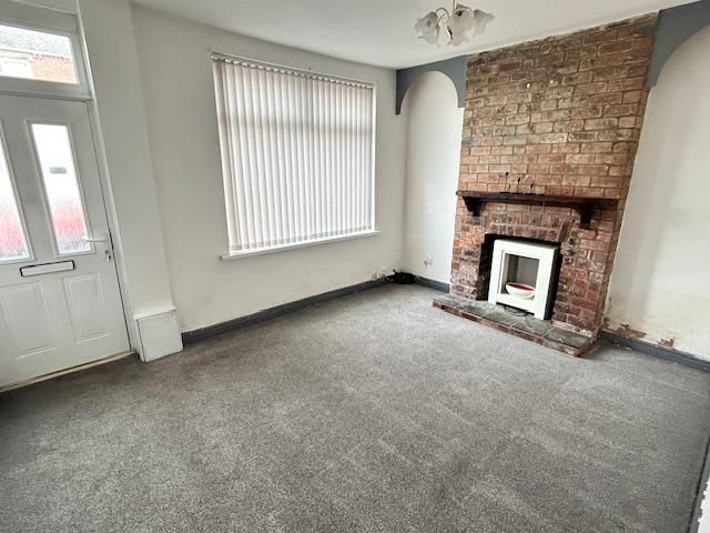 Property photo 2 of 9 Lounge