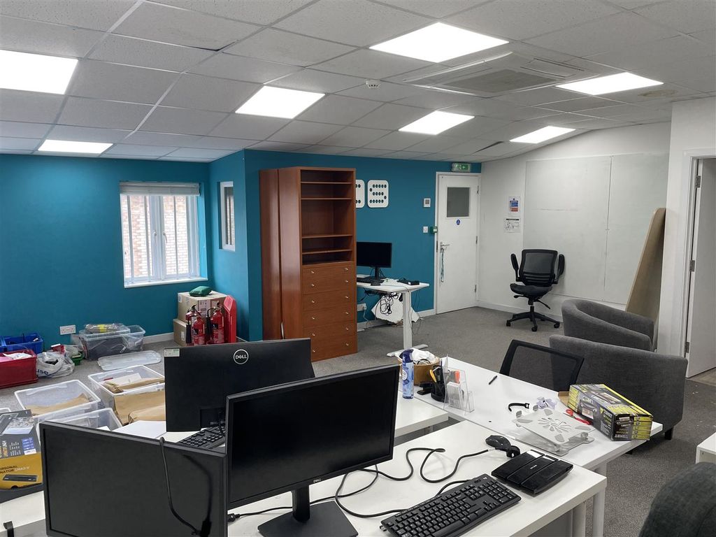 Property photo 2 of 9 Img_0355.Jpg