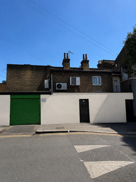 Property photo 2 of 6