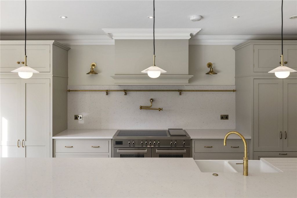 Property photo 3 of 21 Plot 2 Kitchen