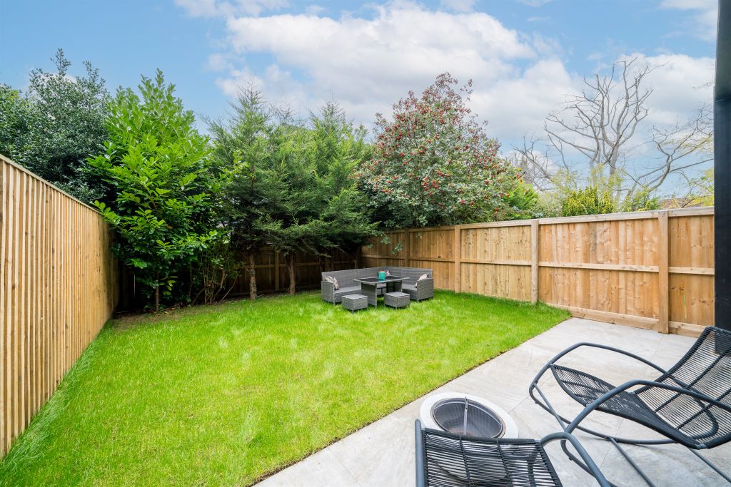 Property photo 3 of 10