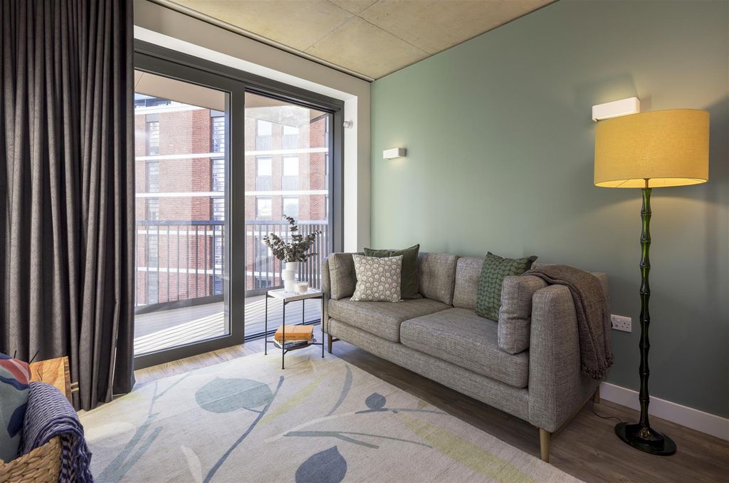Property photo 1 of 16 22_12_15_Ql_Reptongardens_Apt521_001.Jpg