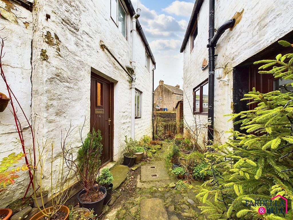 Property photo 1 of 29