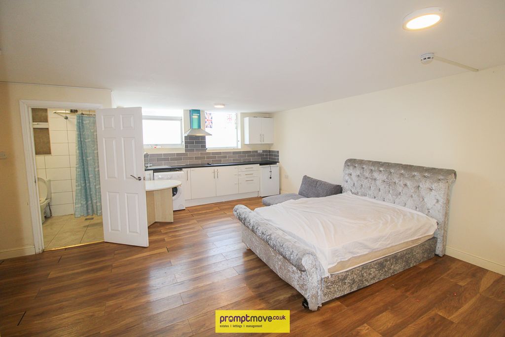 Property photo 1 of 4 Na