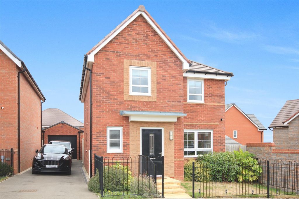 Property photo 1 of 19 Front.Jpg_Enhanced (1).Jpg