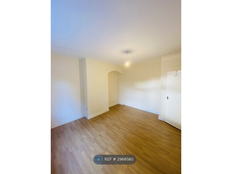Property photo 1 of 33