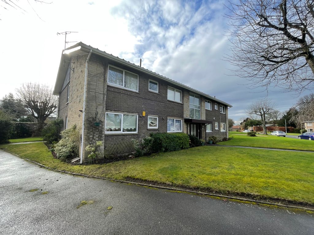 Property photo 1 of 13 Front View