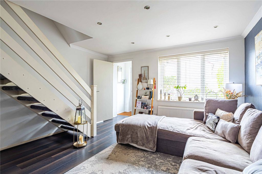 Property photo 3 of 24 Picture No. 16