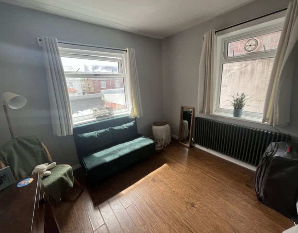 Property photo 2 of 9 Gallery