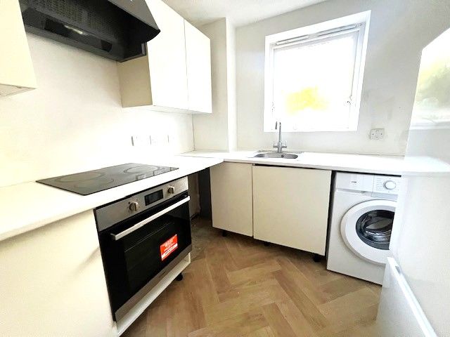 Property photo 1 of 3