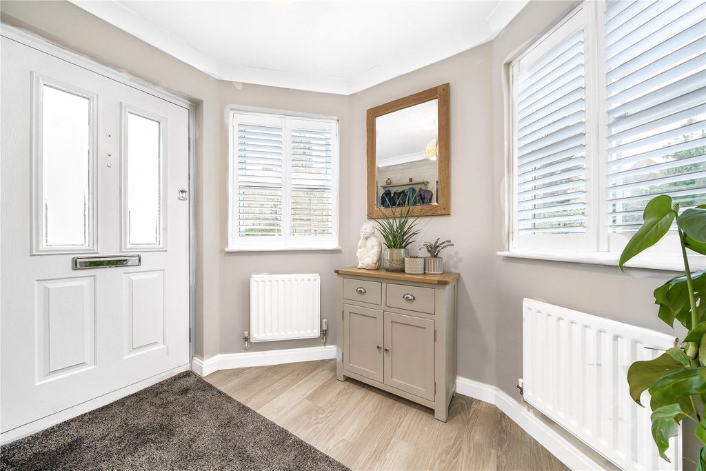 Property photo 3 of 28 Picture No. 30