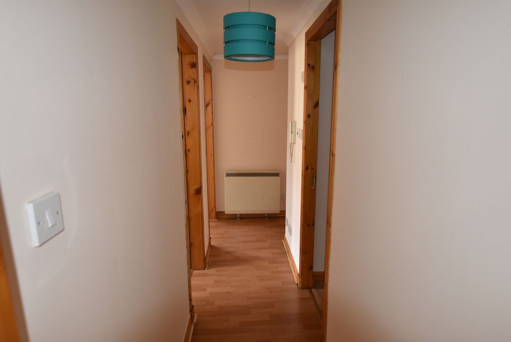 Property photo 3 of 6 Gallery