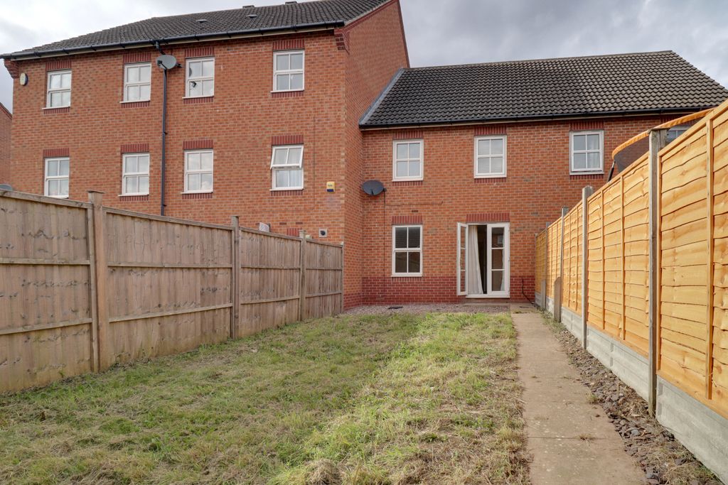 Property photo 3 of 18