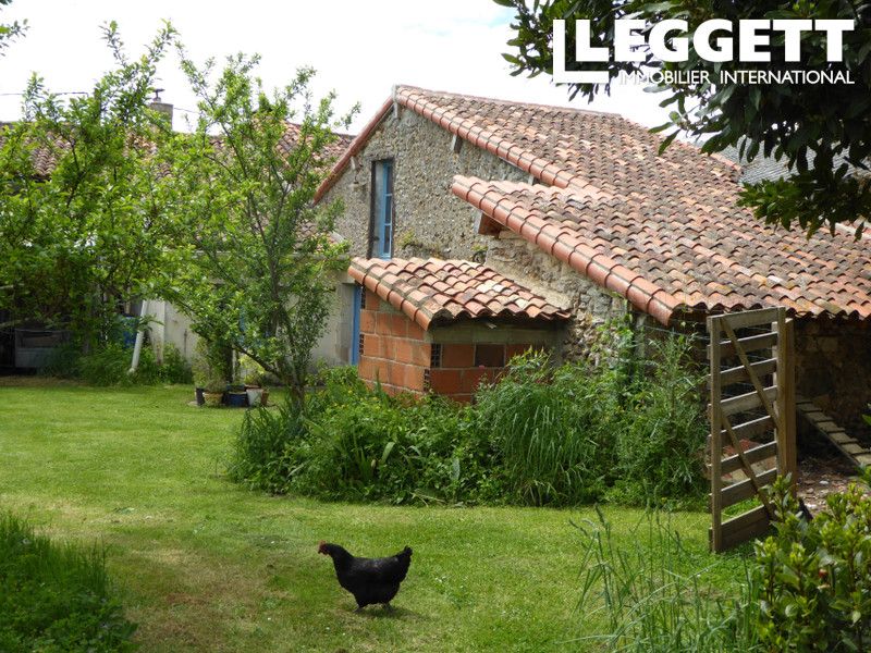 Property photo 2 of 10