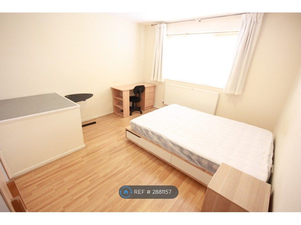 Property photo 2 of 4
