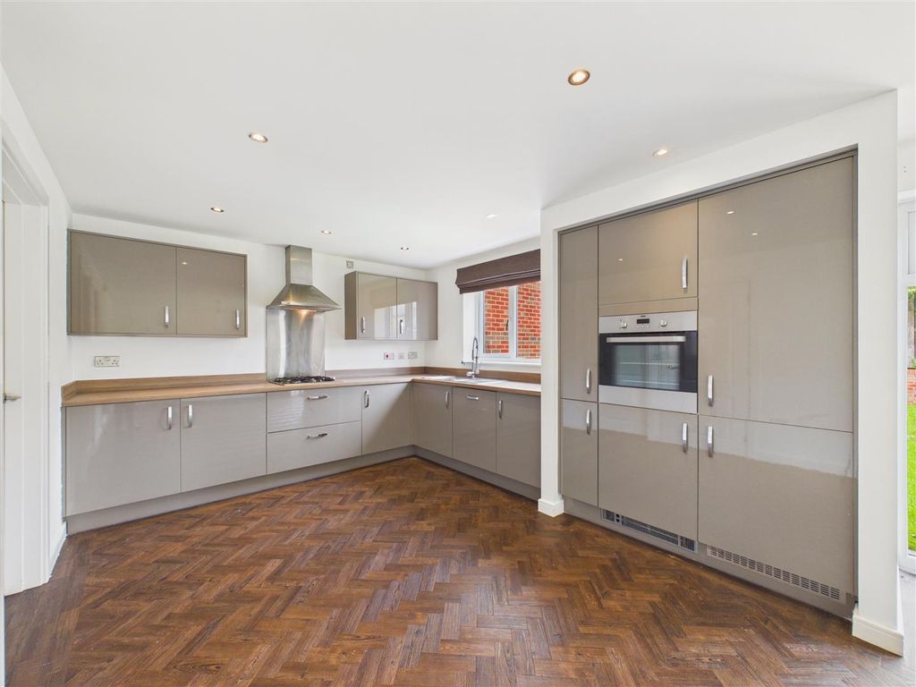 Property photo 3 of 16 Living/Dining/Kitchen