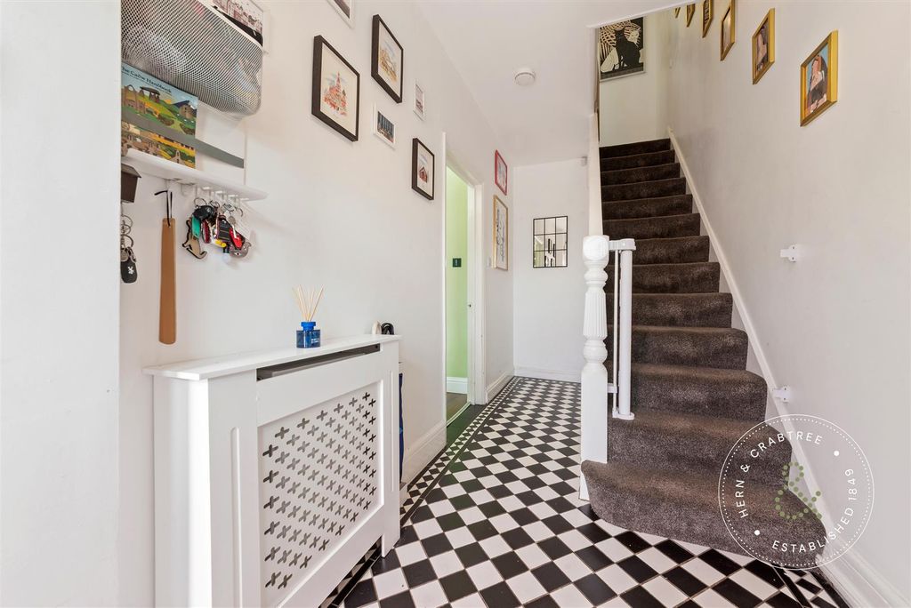 Property photo 2 of 39 Brunswick-Street-15.Jpg