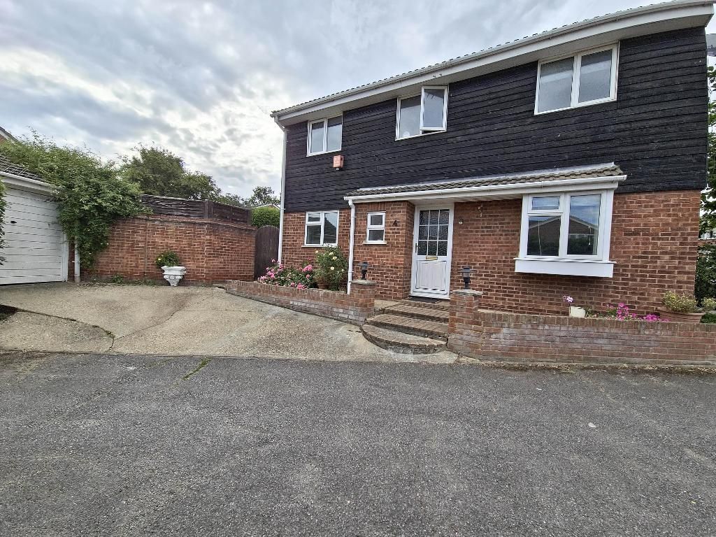 4 bed detached house for saleElmbourne Drive, Belvedere DA17