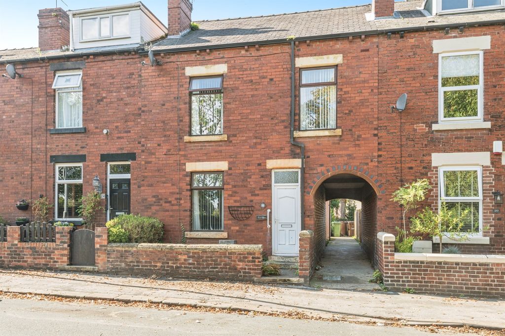 Property photo 1 of 16