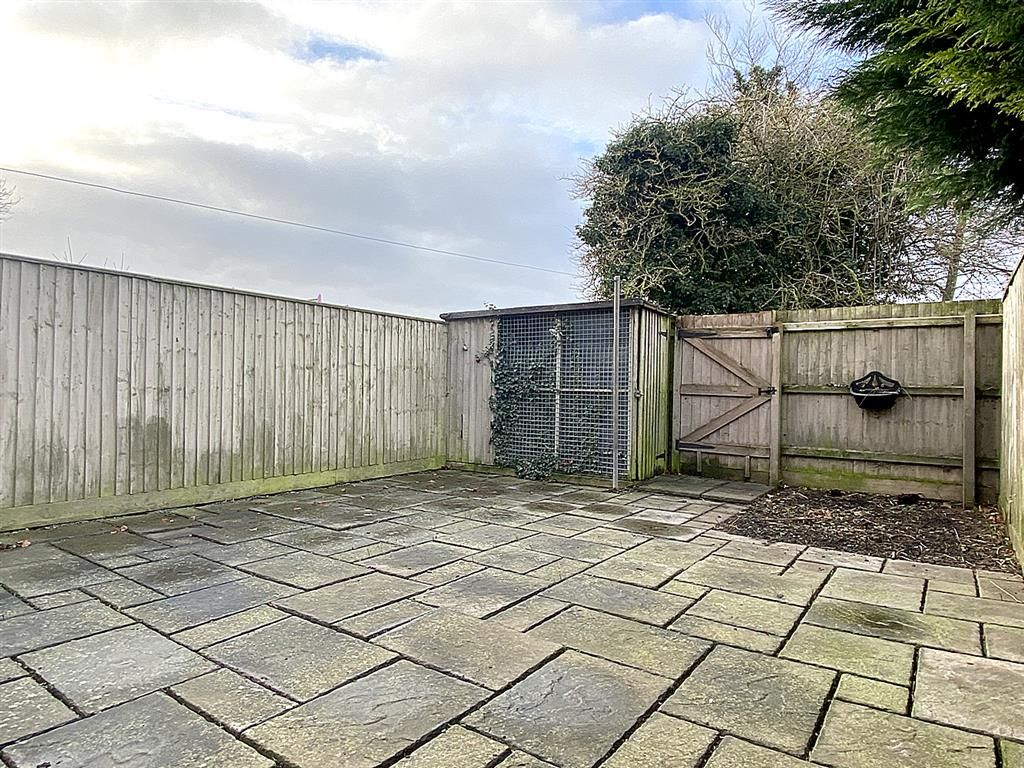 Property photo 2 of 10 Garden