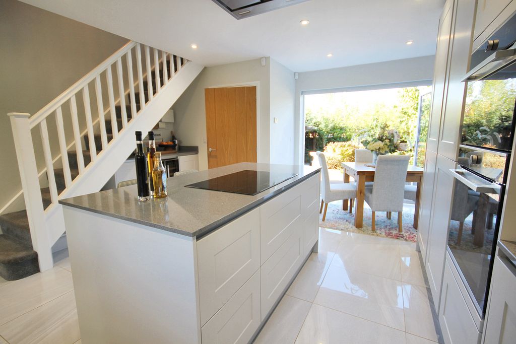 Property photo 3 of 13 Kitchen Diner