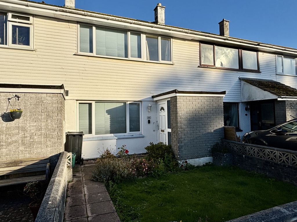 Property photo 1 of 10 3Â Bedroom Mid Terraced House For Sale