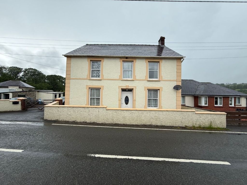 Property photo 2 of 43