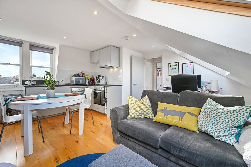 Property photo 2 of 11 Picture No. 06