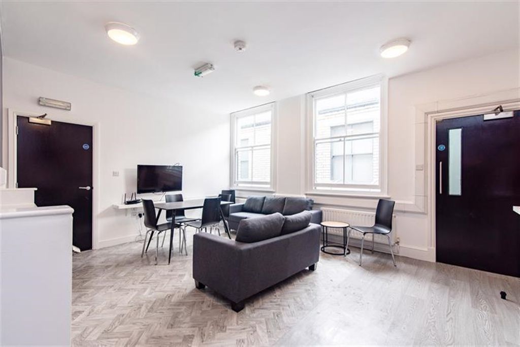 Property photo 1 of 17 (Main)