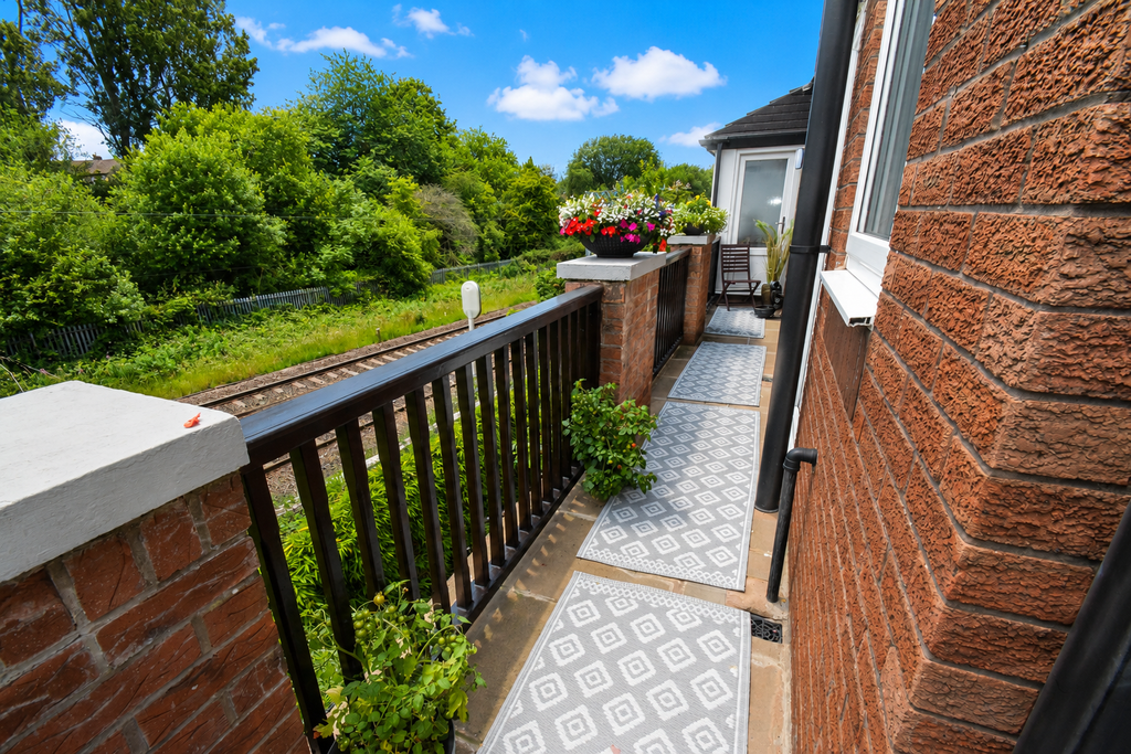Property photo 3 of 19 Balcony