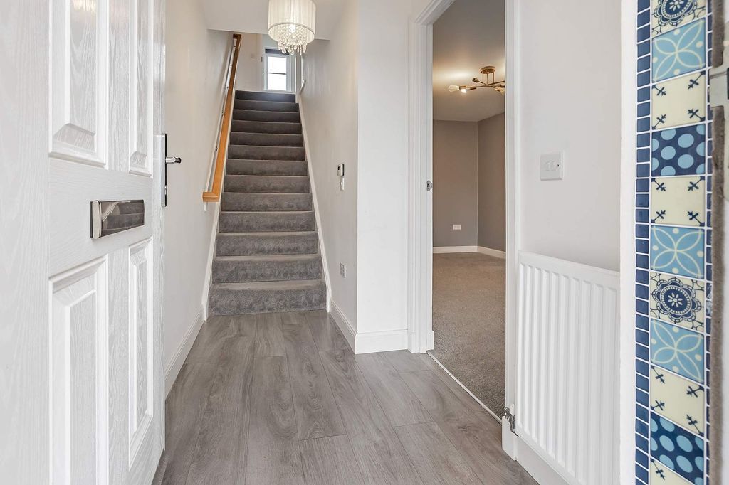 Property photo 2 of 17 Hall