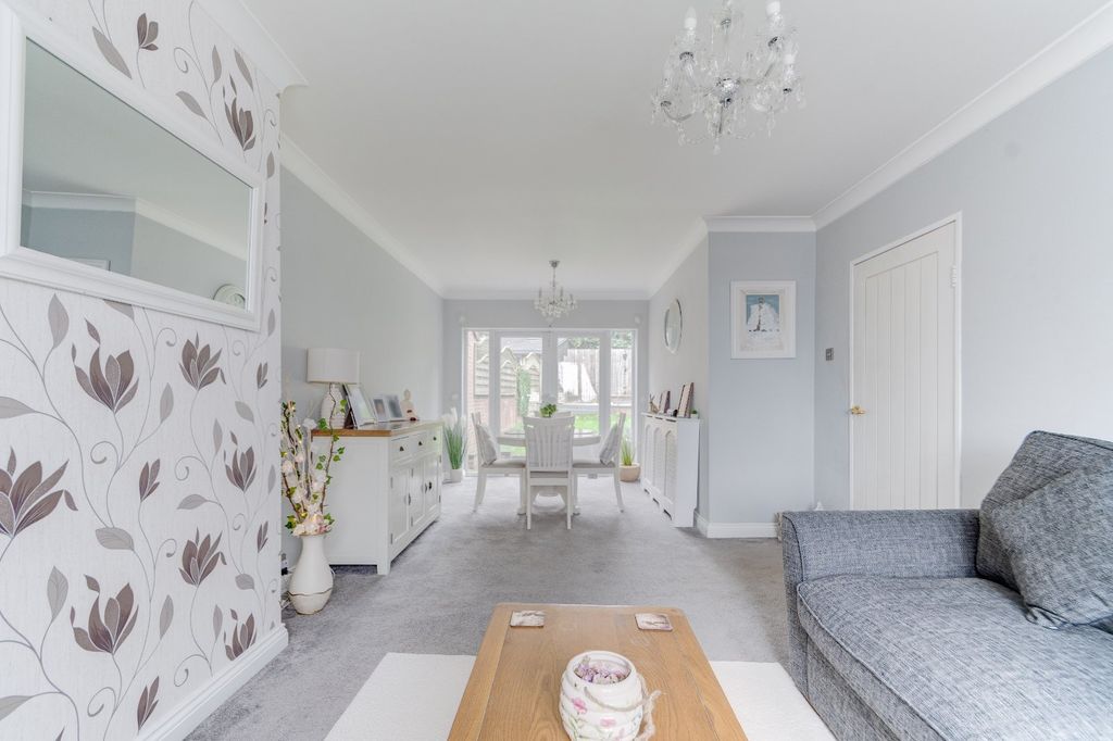 Property photo 3 of 13 Picture No. 48