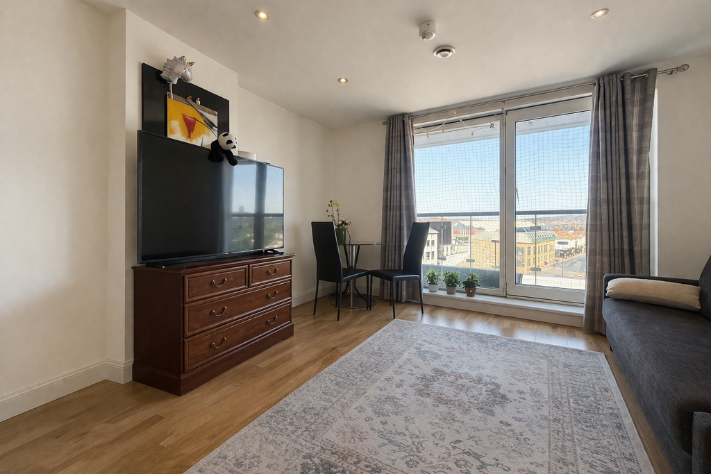 Property photo 2 of 9