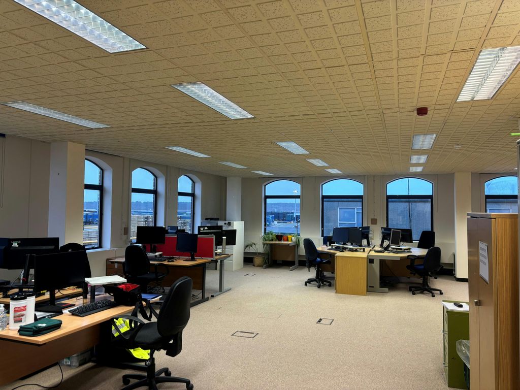 Property photo 2 of 8 Office 2.Jpg