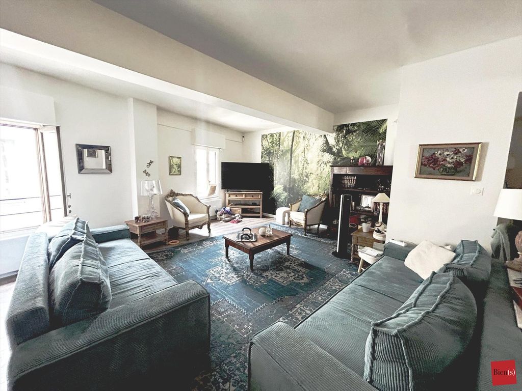 Property photo 1 of 5 Superb Old Apartment