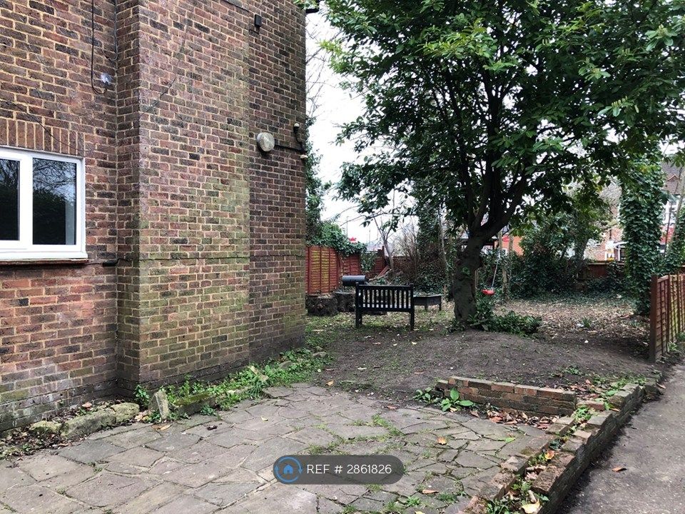 Property photo 3 of 18 Patio And Garden To Front