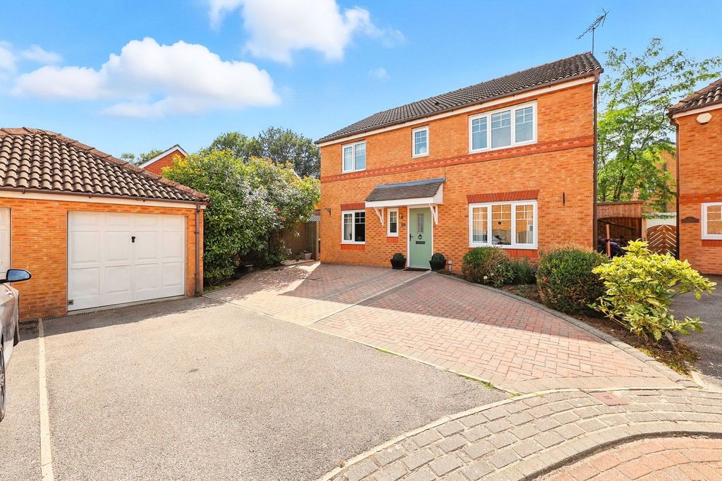 Property photo 1 of 30