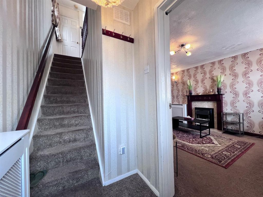 Property photo 2 of 24 Entrance.Jpg