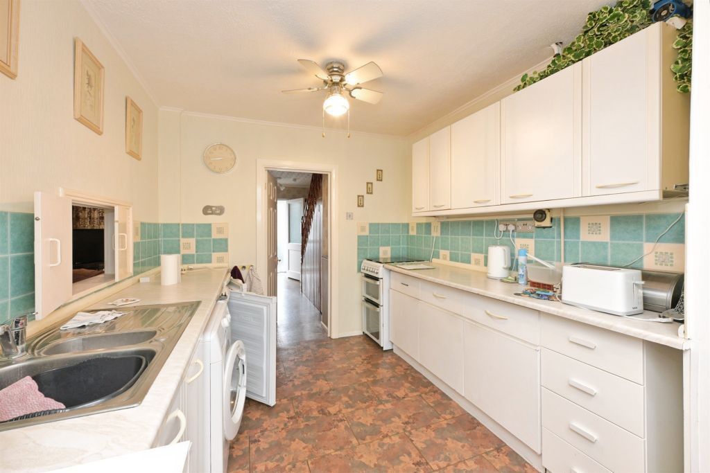 Property photo 2 of 16