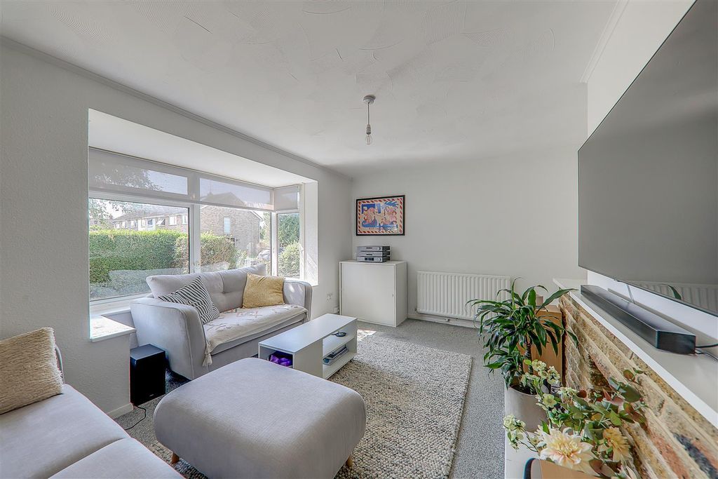 Property photo 3 of 13 v78Hgl0Pyekpiif8A7Cwjg.Jpg