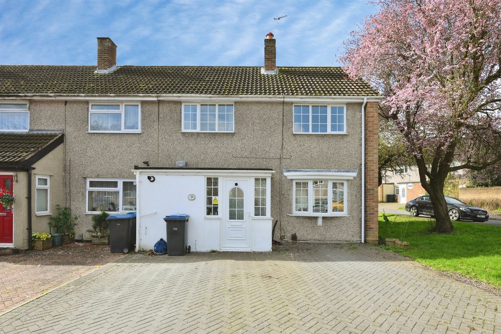 Property photo 1 of 18