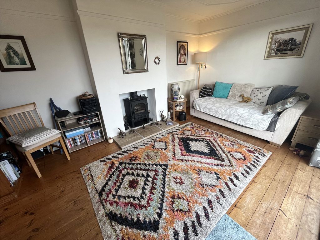 Property photo 3 of 14 Picture No. 11