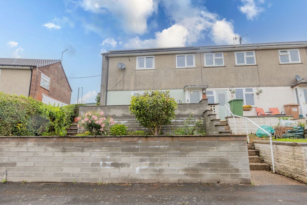 Property photo 1 of 33