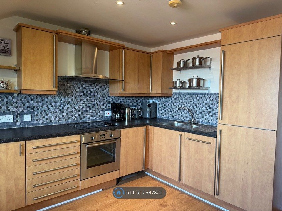 Property photo 3 of 23