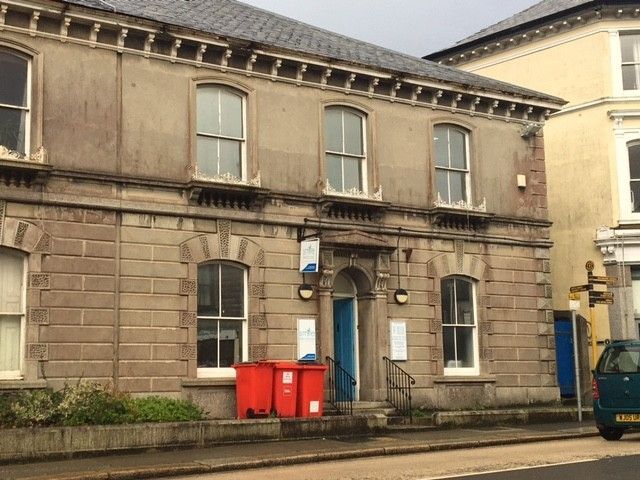 Property photo 1 of 5